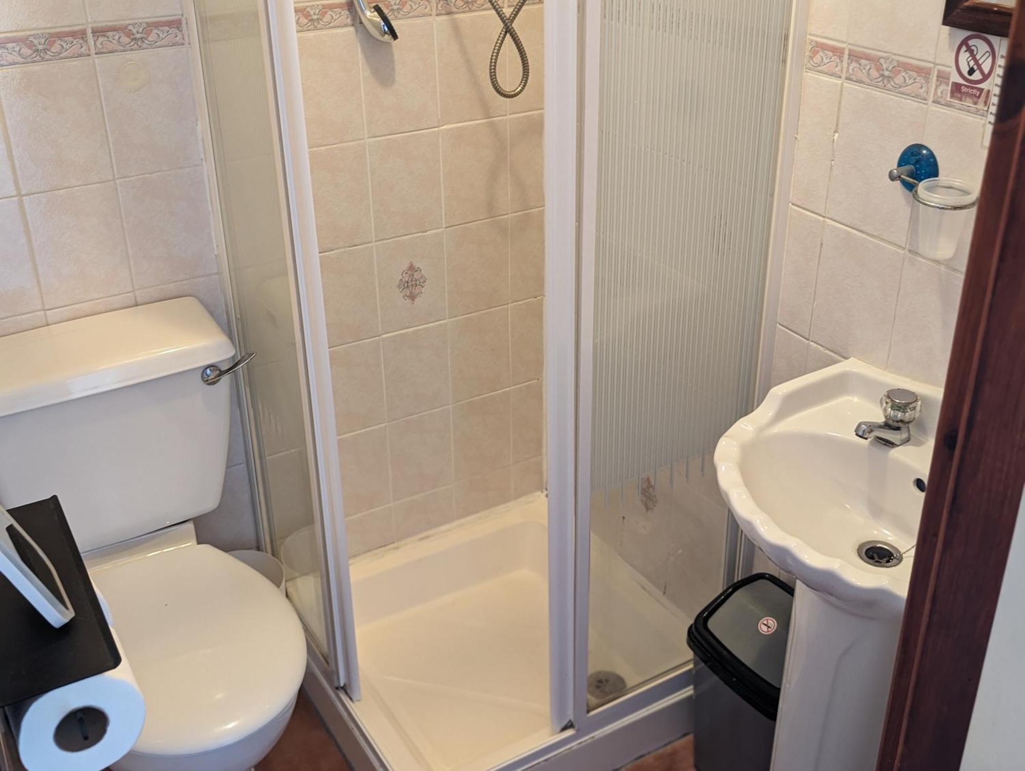 Wonky Towers Bed & Breakfast Blackpool Bagian luar foto