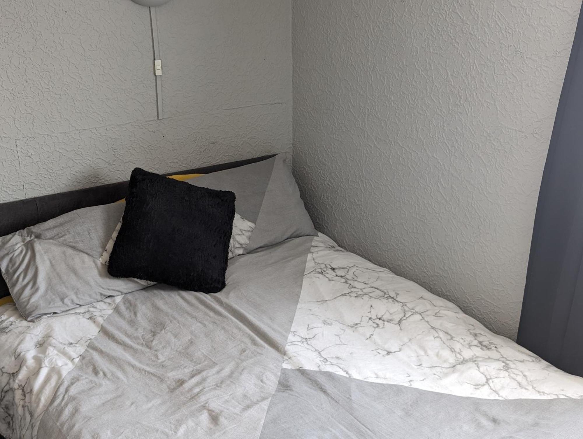 Wonky Towers Bed & Breakfast Blackpool Bagian luar foto